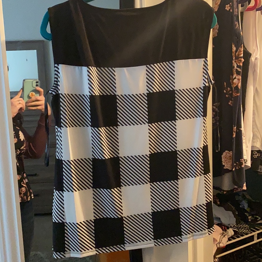 Calvin Klein medium top - Picture 2 of 3